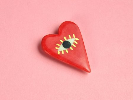 I See With My Heart, Brooch. Gift for Loved One. 4 x 3 cm (1.57 x 1.18 in). 7 g (0.24 oz). Decorated with gold. Handmade by Gruni.