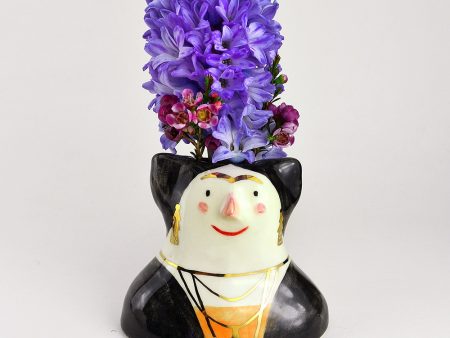 Frida - Decorative ceramic object, vase or pen cup holder. Honoring Frida Kahlo. 12 x 17 cm (4.72 x 6.69 in). Handmade by Gruni.