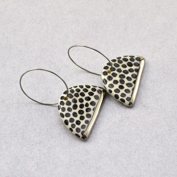 Graphic 000 Geometric Hoop Earrings.3 x 4.5 cm (1.18 x 1.77 in). 7 g (0.2469 oz). Black Polka Dots. Ceramics decorated with gold / platinum. Handmade by Gruni.