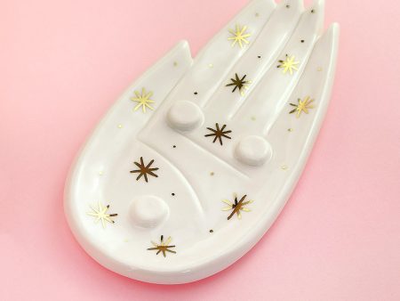 Palm Soap Holder, handmade from white porcelain. Decorated with gold stars. 17 x 9 cm (6.69 x 3.54 in). Individually wrapped. Gruni